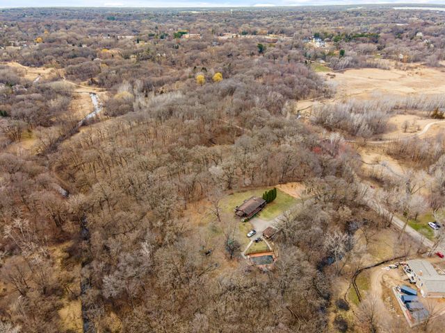 17125 Stodola Road, Minnetonka, MN 55345