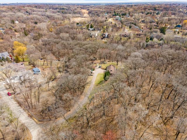17125 Stodola Road, Minnetonka, MN 55345