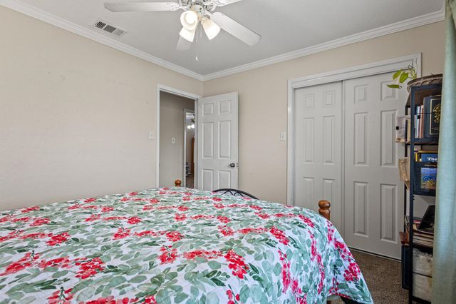 801 Wes Michael Road, Bonham, TX 75418