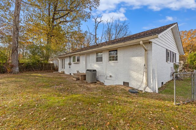 214 Serena Drive, Hixson, TN 37343