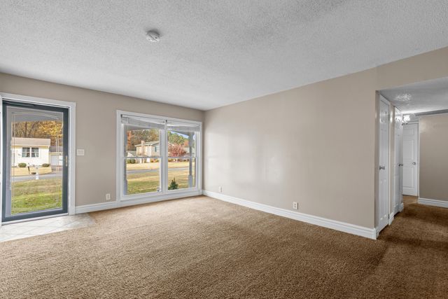 214 Serena Drive, Hixson, TN 37343