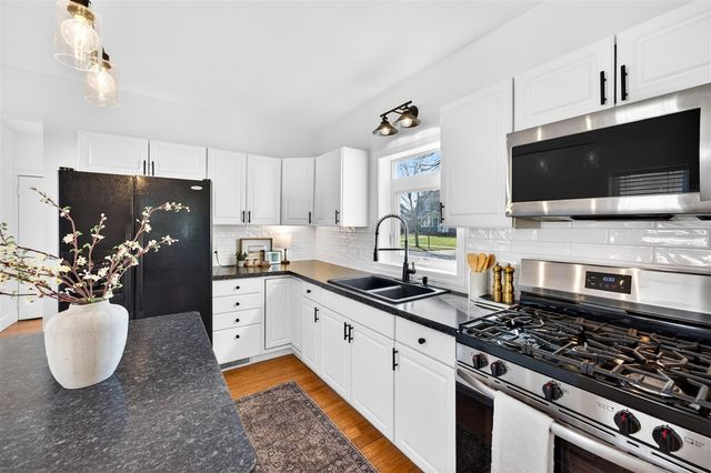 59 S Maple Street, Zeeland, MI 49464