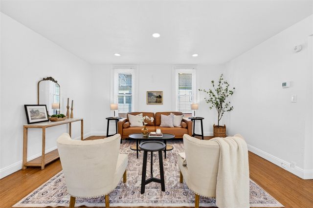 59 S Maple Street, Zeeland, MI 49464