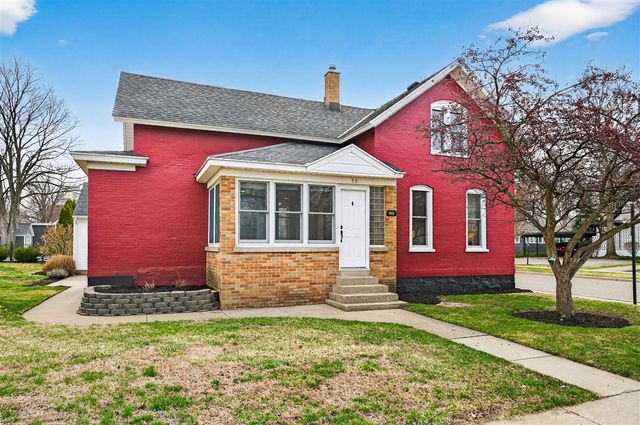 59 S Maple Street, Zeeland, MI 49464