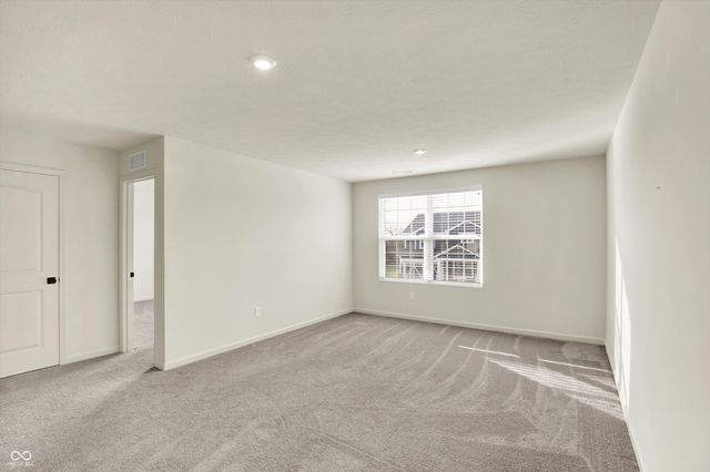 15322 Montfort Drive, Noblesville, IN 46062