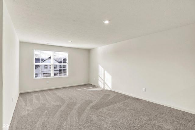 15322 Montfort Drive, Noblesville, IN 46062