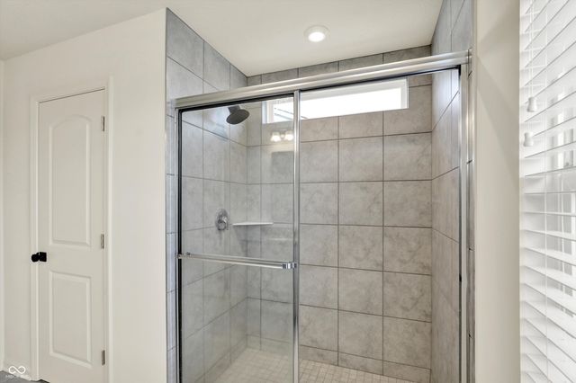 15322 Montfort Drive, Noblesville, IN 46062