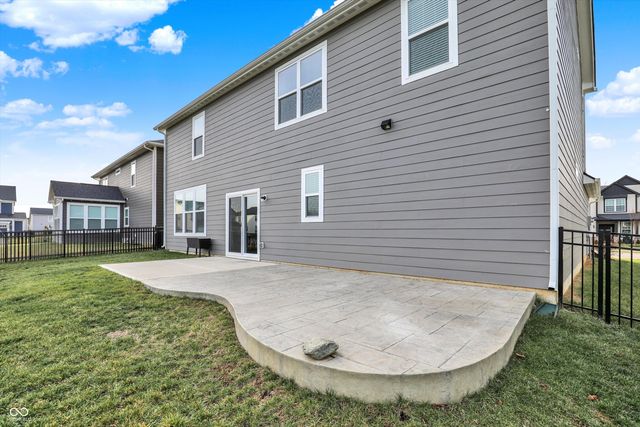 15322 Montfort Drive, Noblesville, IN 46062