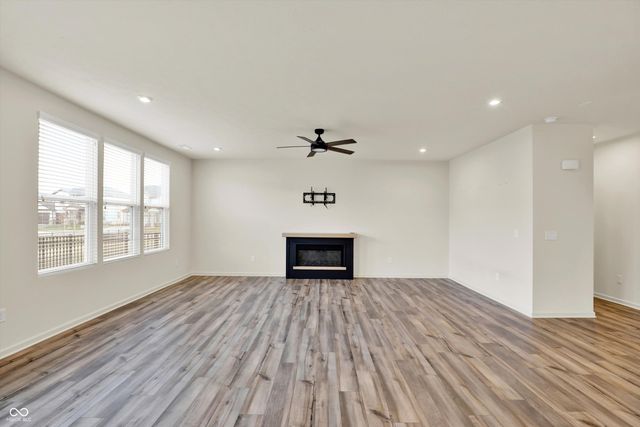 15322 Montfort Drive, Noblesville, IN 46062