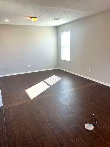 4522 Millstone Canyon Lane, Sugar Land, TX 77479