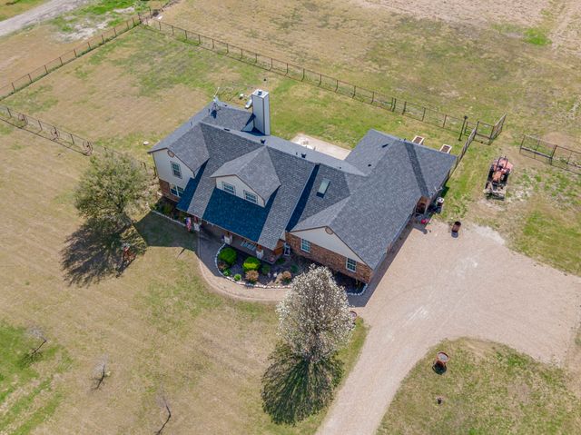 130 Eubanks Road, Maypearl, TX 76064