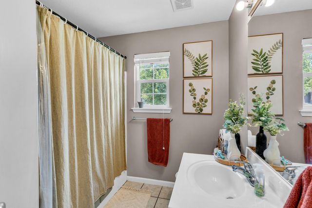 3810 CROCODILE DR, Columbia, MO 65202