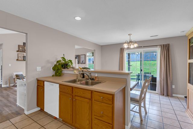 3810 CROCODILE DR, Columbia, MO 65202