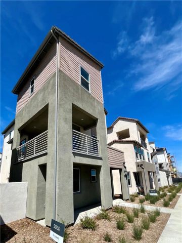 27312 Maverick Place, Valencia, CA 91381
