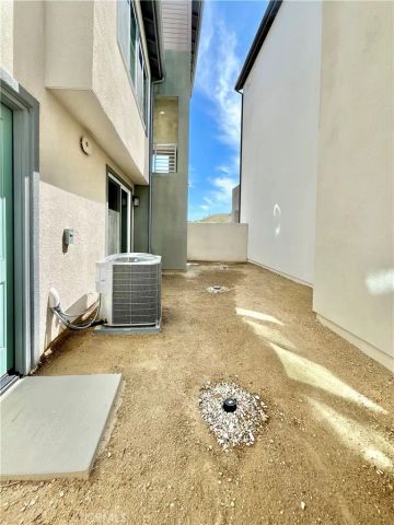 27312 Maverick Place, Valencia, CA 91381