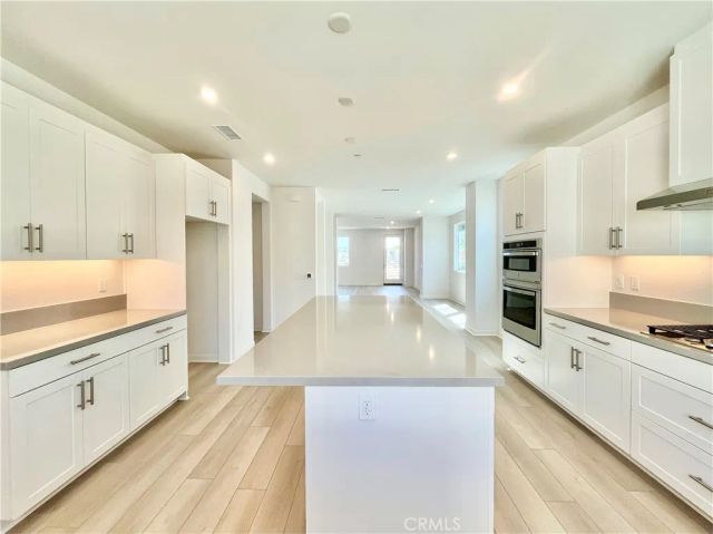 27312 Maverick Place, Valencia, CA 91381