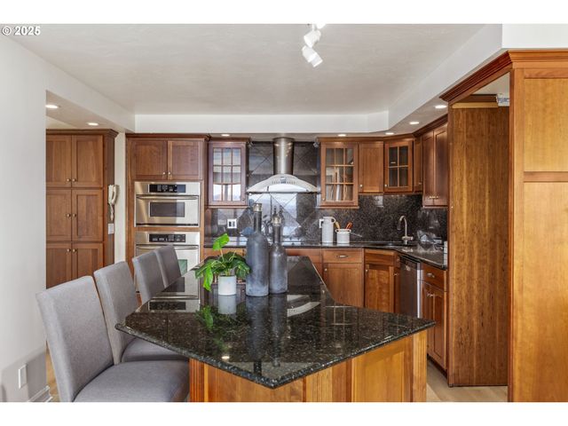 2309 Sw 1ST Ave 844, Portland, OR 97201
