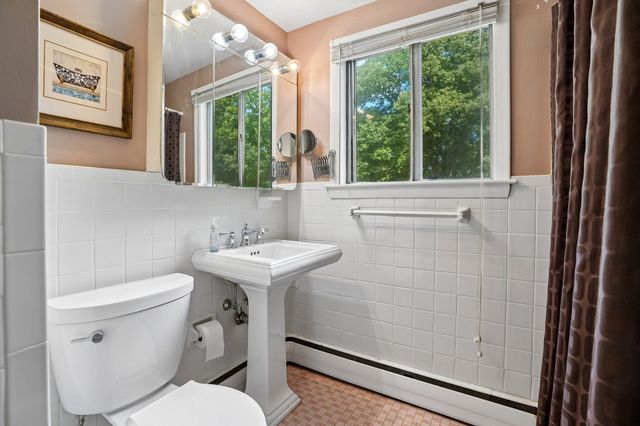 31 Madison Ave, Sharon, MA 02067