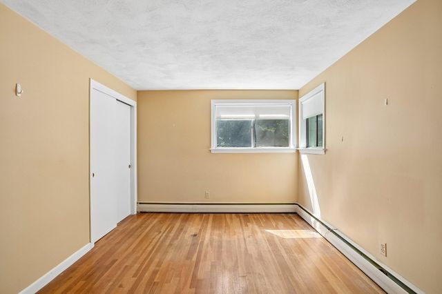31 Madison Ave, Sharon, MA 02067