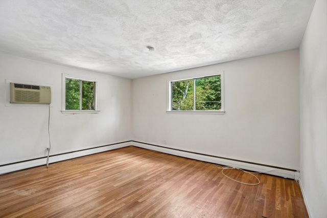 31 Madison Ave, Sharon, MA 02067