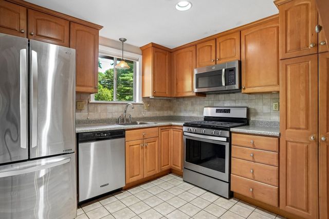 31 Madison Ave, Sharon, MA 02067
