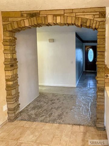 1865 Caribou Street, Idaho Falls, ID 83401