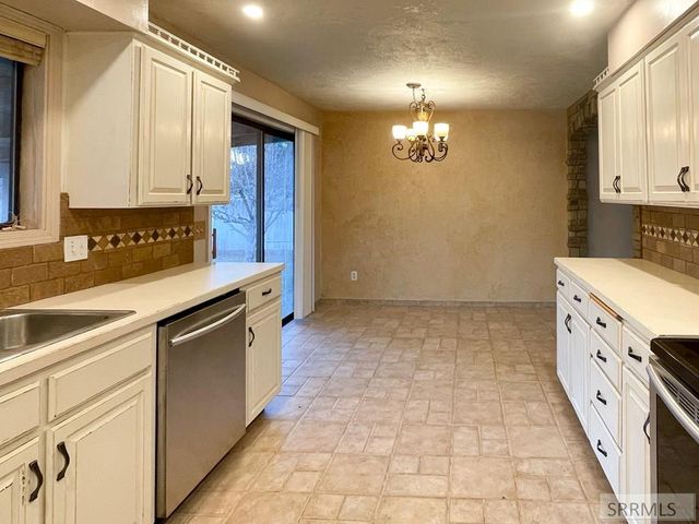 1865 Caribou Street, Idaho Falls, ID 83401