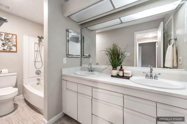 4144 Greystone Way 105, Sugar Land, TX 77479