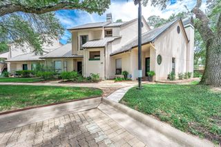 4144 Greystone Way 105, Sugar Land, TX 77479