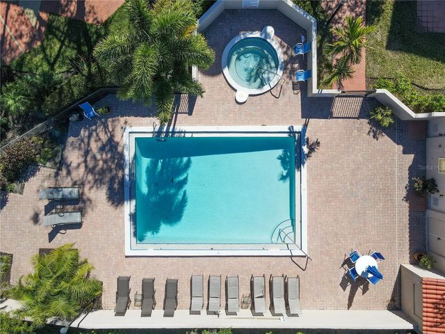 4565 BAY CLUB DRIVE 27, Bradenton, FL 34210