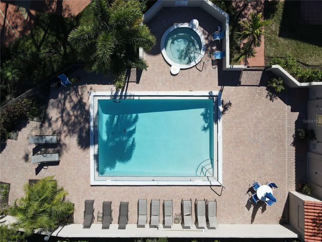 4565 BAY CLUB DRIVE 27, Bradenton, FL 34210