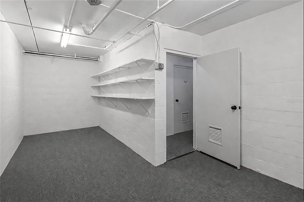 Image 23 of property listing at 4565 BAY CLUB DRIVE 27, Bradenton, FL 34210