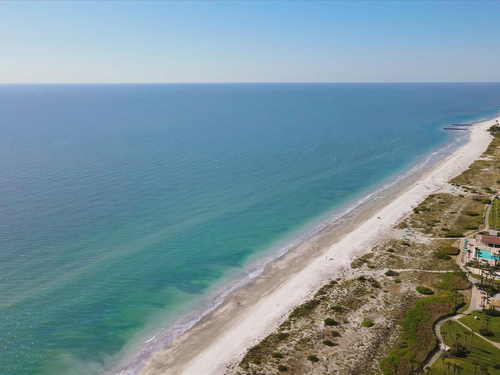 Image 37 of property listing at 4565 BAY CLUB DRIVE 27, Bradenton, FL 34210