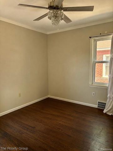 2430 Bennett Street, Dearborn, MI 48124