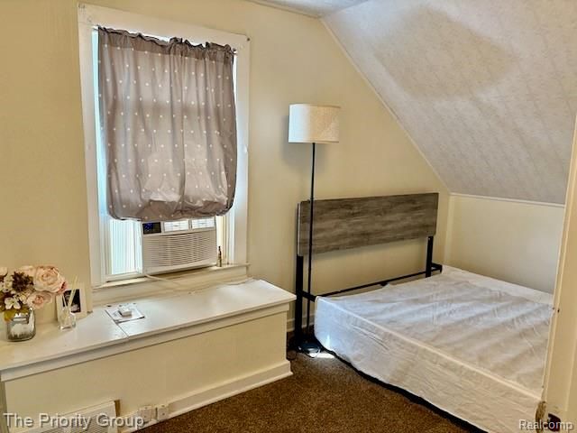 2430 Bennett Street, Dearborn, MI 48124