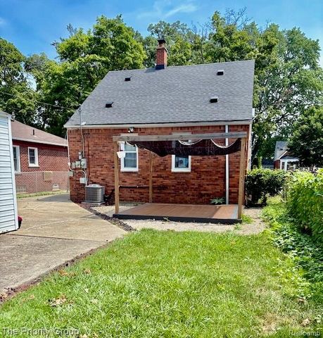 2430 Bennett Street, Dearborn, MI 48124