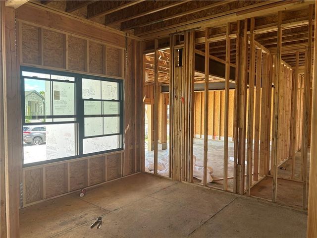 3024 NE 102nd Street, Kansas City, MO 64155