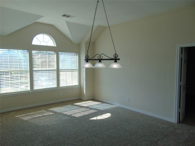 1823 Wildwood Lane, Glenn Heights, TX 75154