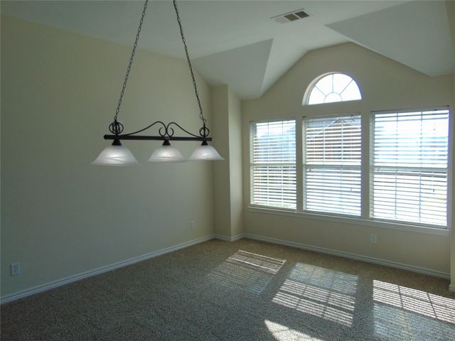 1823 Wildwood Lane, Glenn Heights, TX 75154