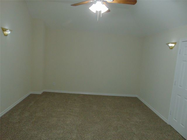 1823 Wildwood Lane, Glenn Heights, TX 75154