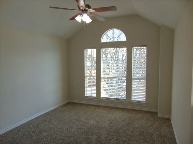 1823 Wildwood Lane, Glenn Heights, TX 75154