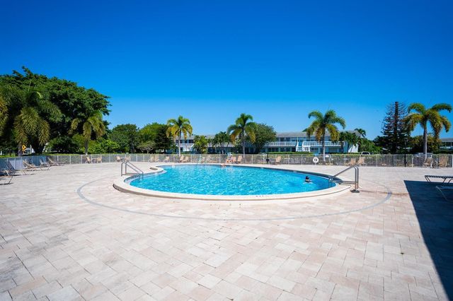 2025 Berkshire B 2025, Deerfield Beach, FL 33442
