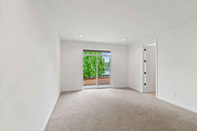 1134 Pumpkin Ridge Drive 337, Eagle Point, OR 97524