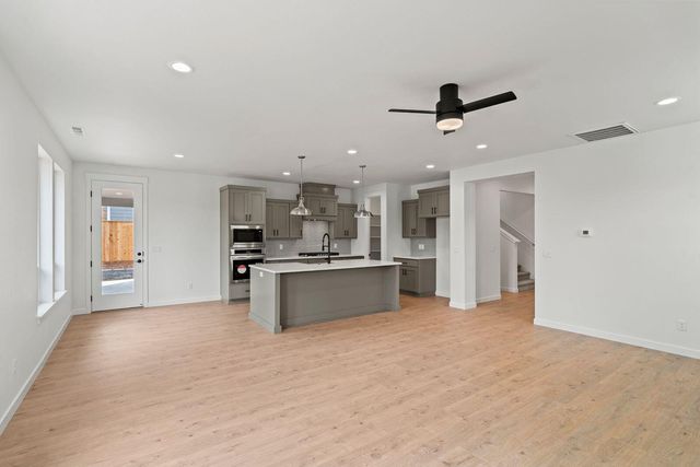 1134 Pumpkin Ridge Drive 337, Eagle Point, OR 97524