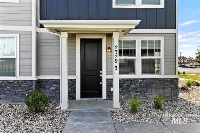 2329 E Spice Loop 3, Nampa, ID 83687 property photo