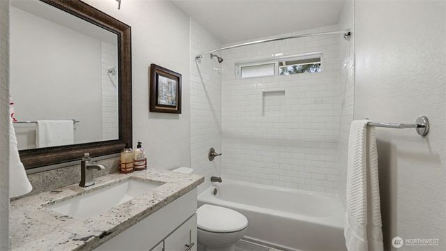 4613 NE 23rd Street, Renton, WA 98059