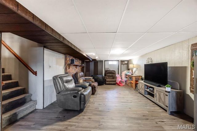 808 E Birch Street, New Baden, IL 62265