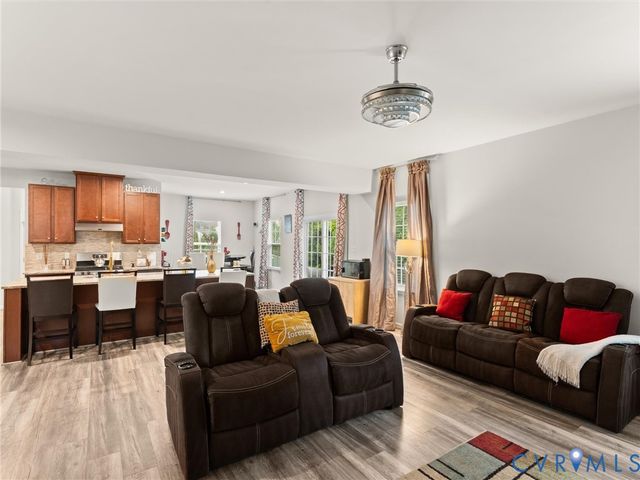 10206 Sandy Ridge Dr, Chesterfield, VA 23832
