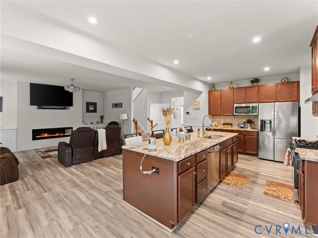 10206 Sandy Ridge Dr, Chesterfield, VA 23832