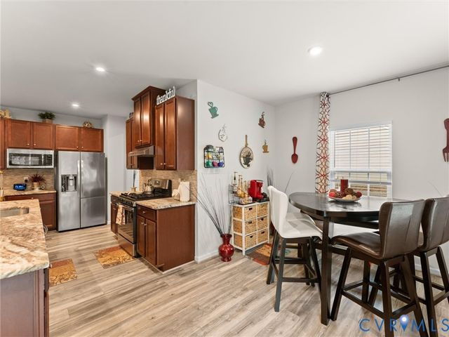 10206 Sandy Ridge Dr, Chesterfield, VA 23832